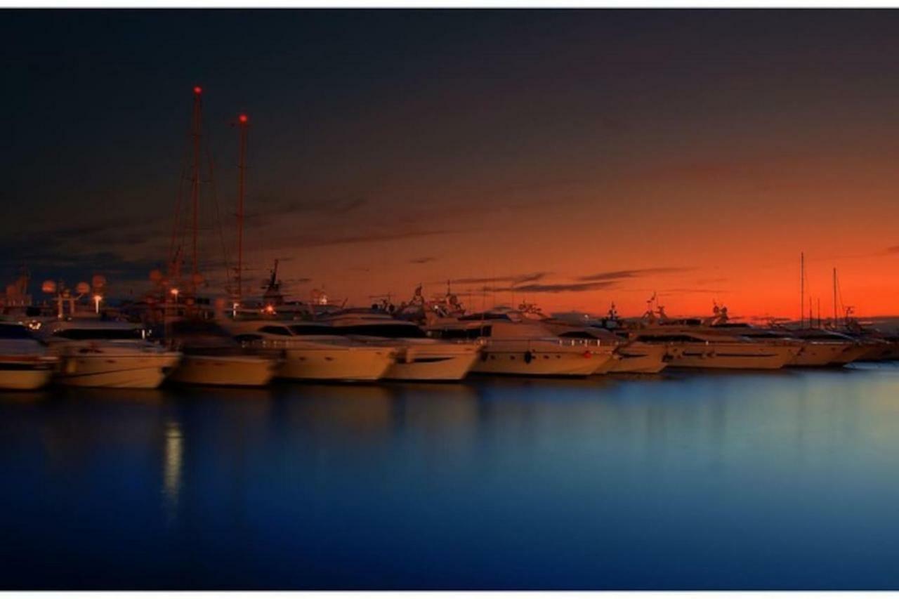 Seaside Sunset Walks Apartment เอเธนส์ ภายนอก รูปภาพ